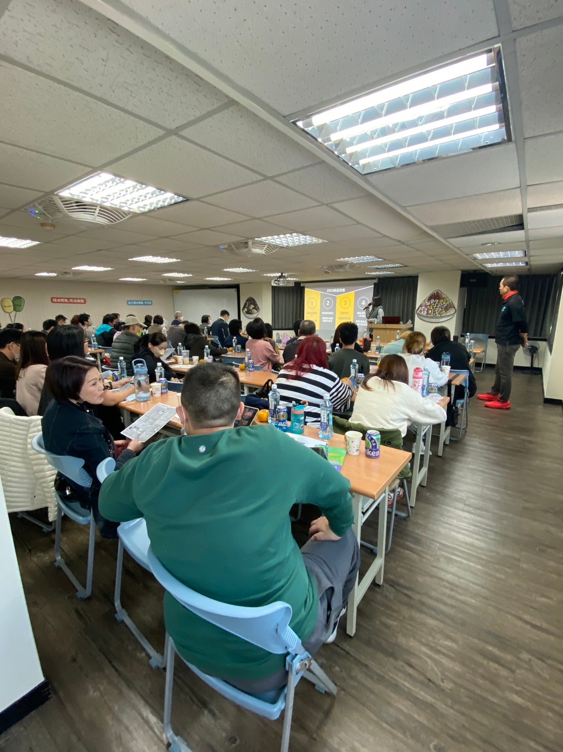 感謝大碗公冰甜品餐飲集團租借108人教室辦加盟主培訓會議的第3張圖片